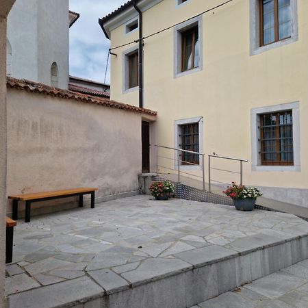 Apartma In Soba Vipavski Kriz Ajdovščina エクステリア 写真