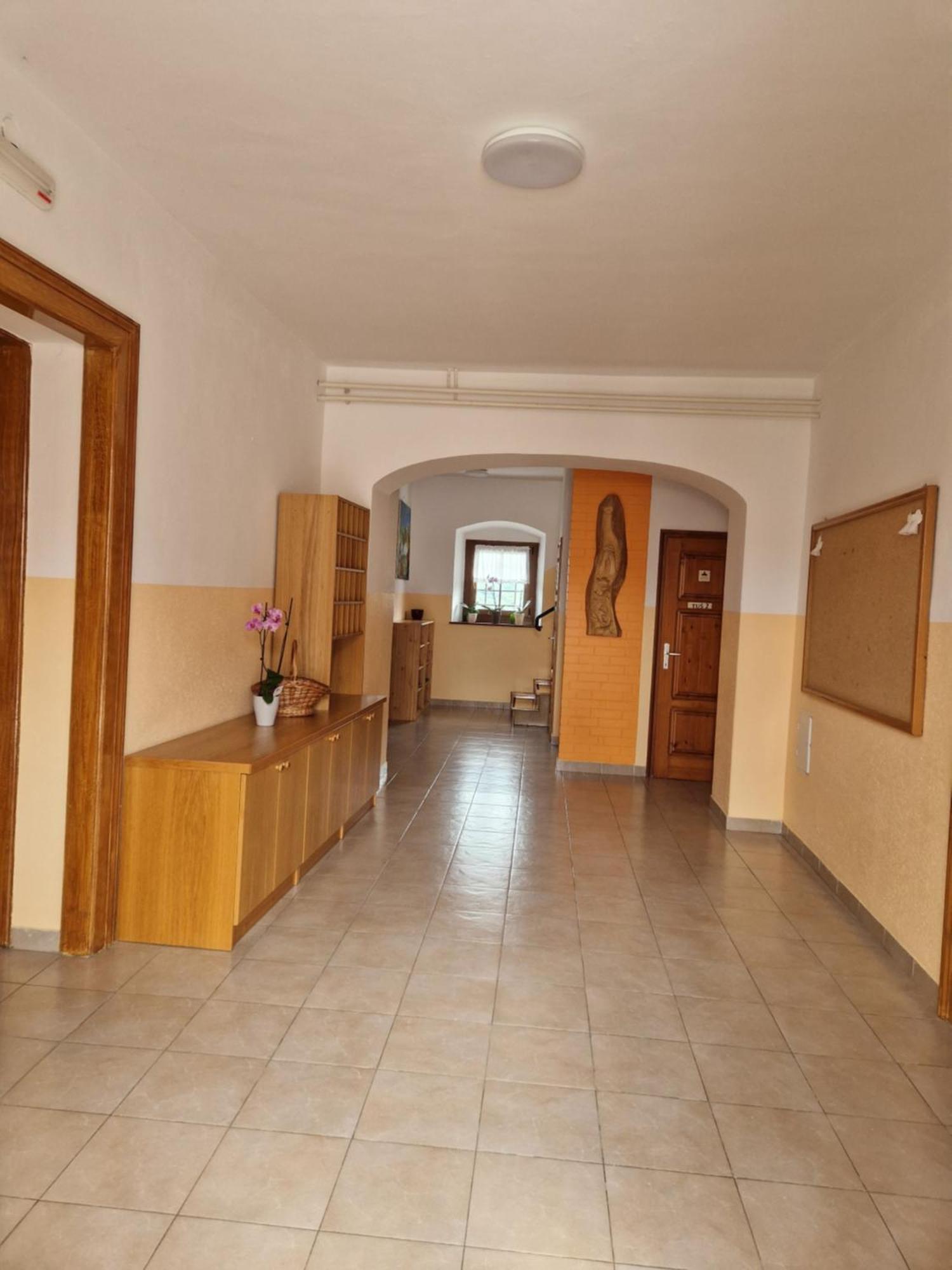 Apartma In Soba Vipavski Kriz Ajdovščina エクステリア 写真