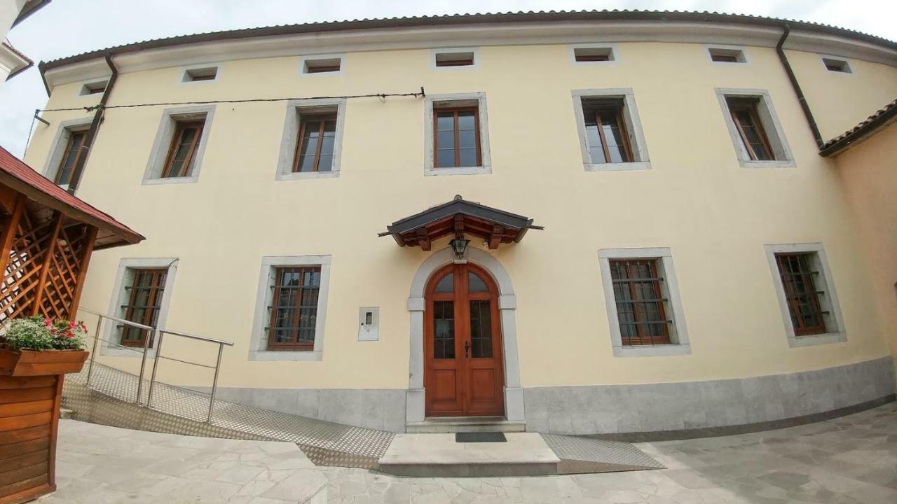 Apartma In Soba Vipavski Kriz Ajdovščina エクステリア 写真
